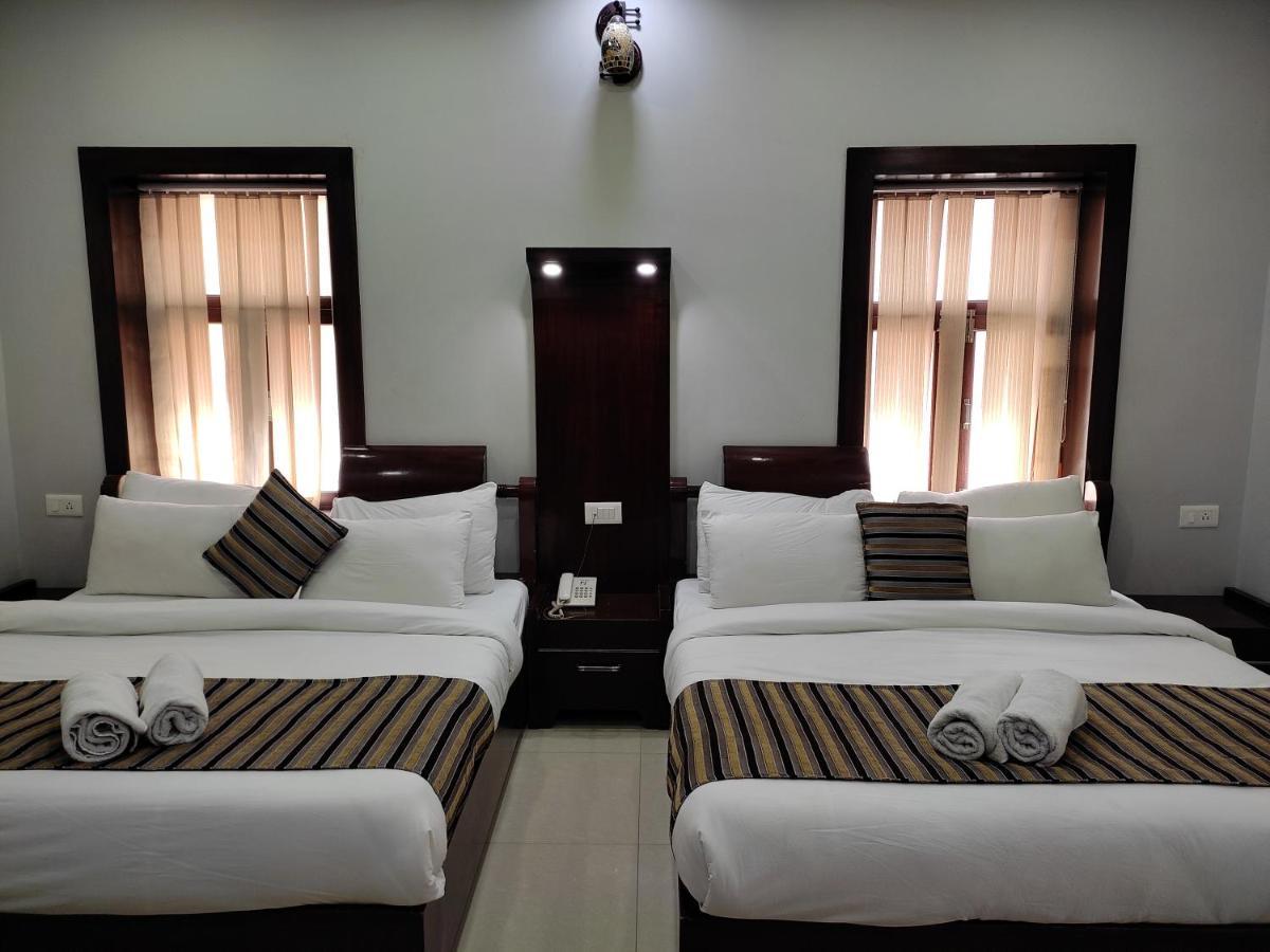 Hotel Krishna Ji Haridwār Exterior foto
