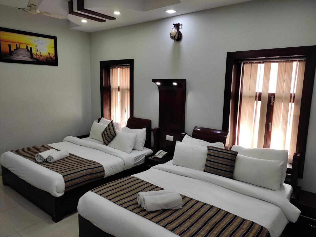 Hotel Krishna Ji Haridwār Exterior foto